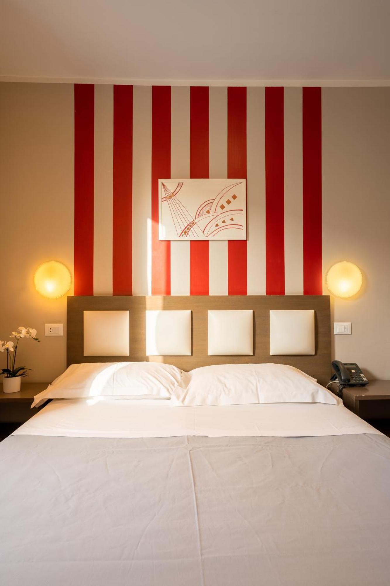 Gg8 Hotel & Suite Spa Gualdo Tadino Dış mekan fotoğraf
