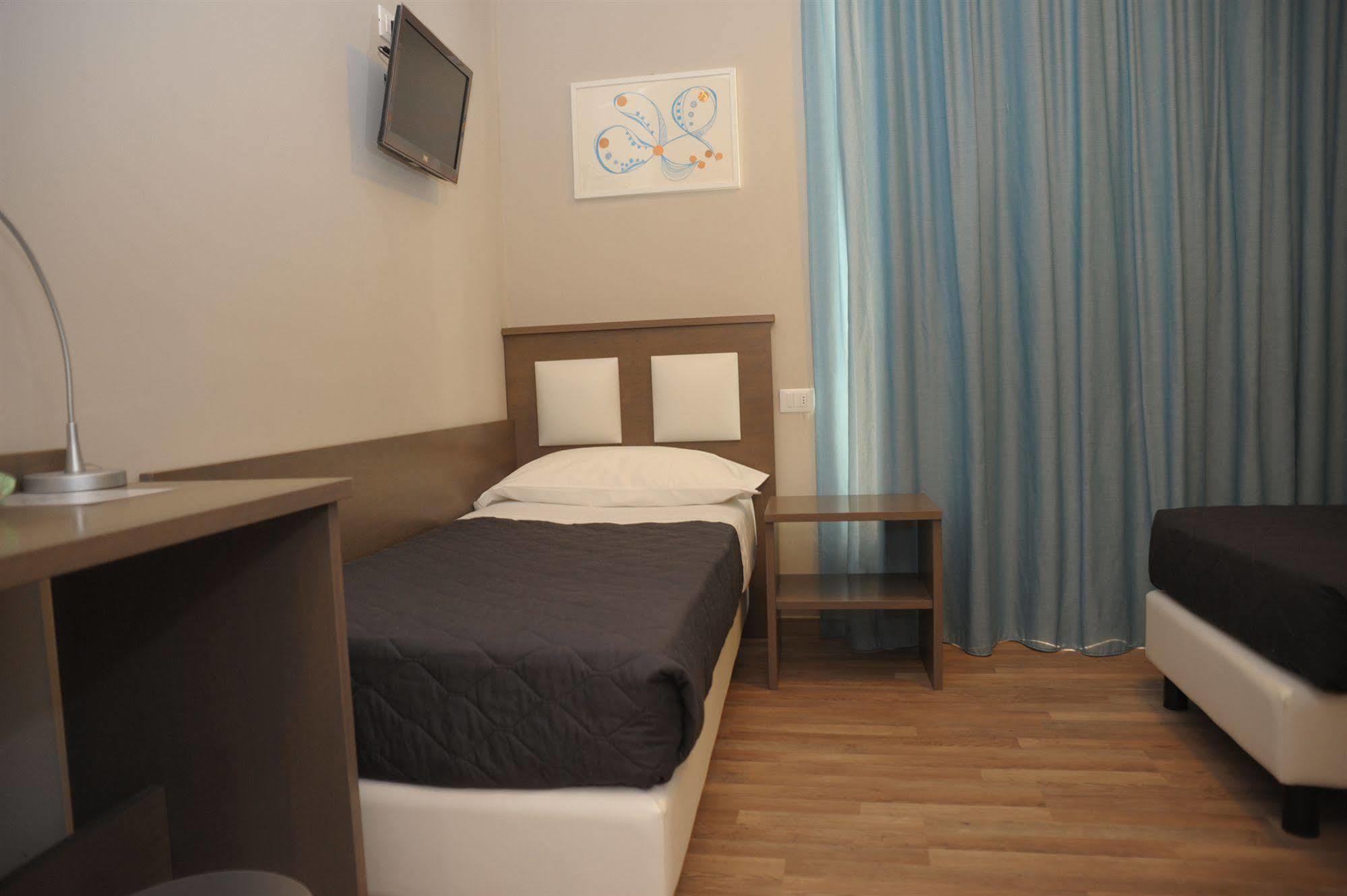 Gg8 Hotel & Suite Spa Gualdo Tadino Dış mekan fotoğraf