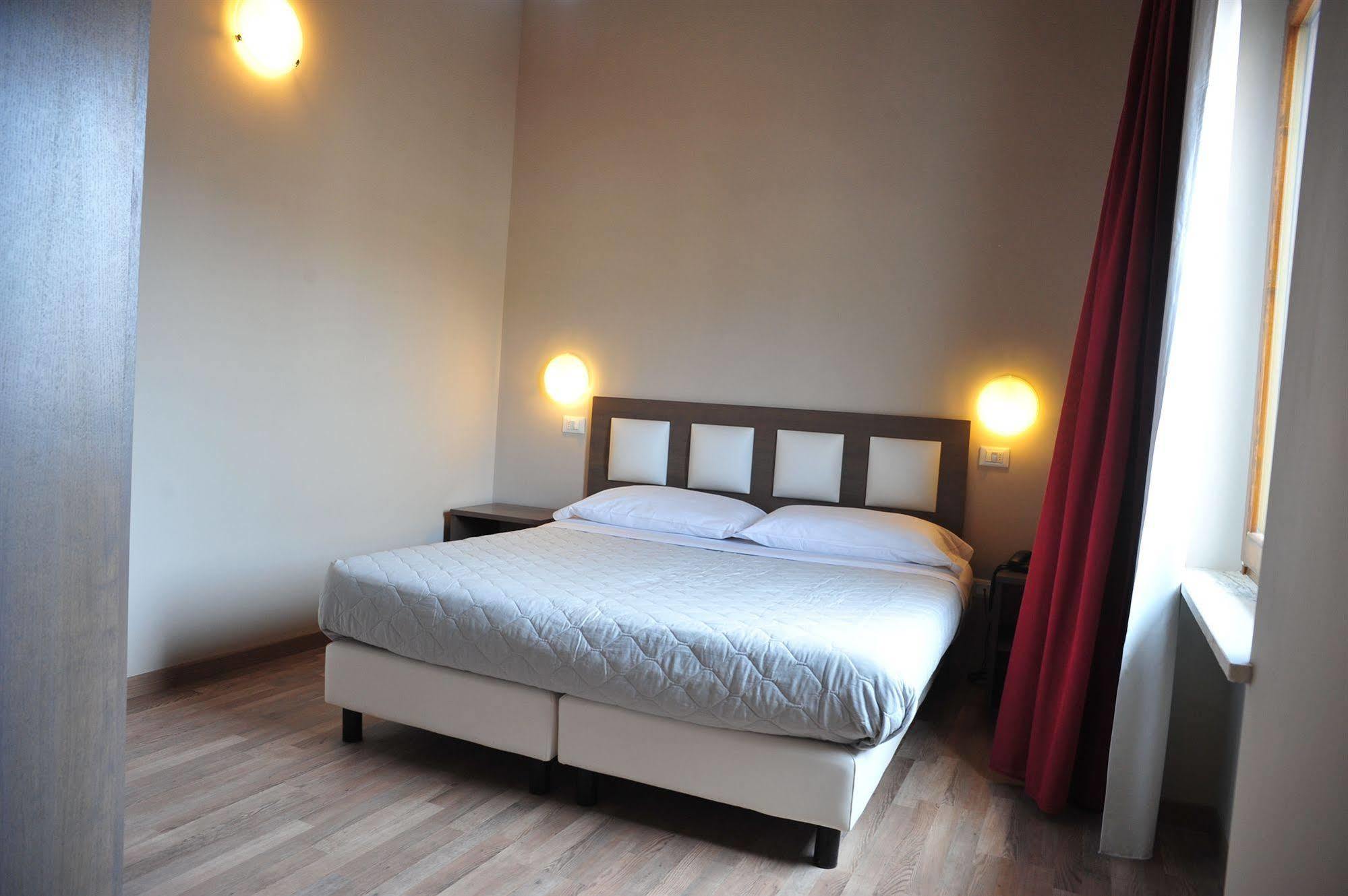 Gg8 Hotel & Suite Spa Gualdo Tadino Dış mekan fotoğraf
